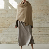 TRAVEL SWADDLER CAMEL